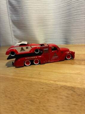 Maisto Elite Transport Fire Department Missile Tow Flatbed and 1937 Ford Coupe